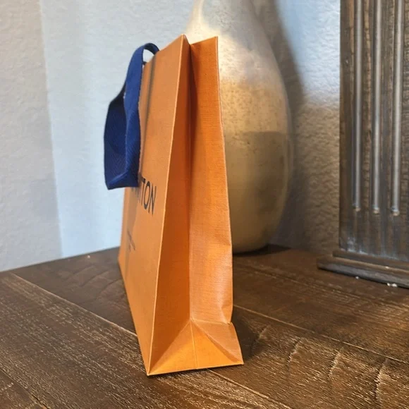 Louis Vuitton small shopping bag - Picture 4 of 7